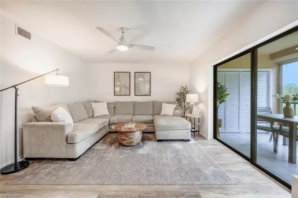 Naples, FL 34104,7300 Saint Ives WAY #5208