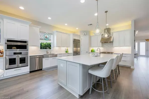 Naples, FL 34119,9565 Montelanico LOOP