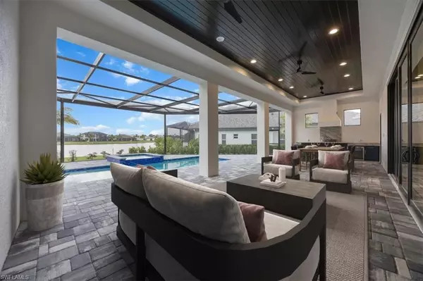 Naples, FL 34114,14211 Charthouse CIR