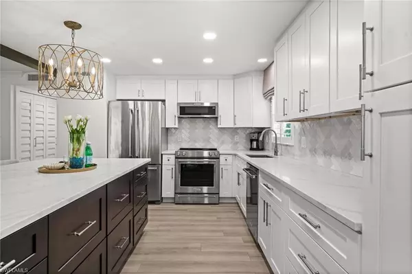 Naples, FL 34102,1549 Sandpiper ST #73