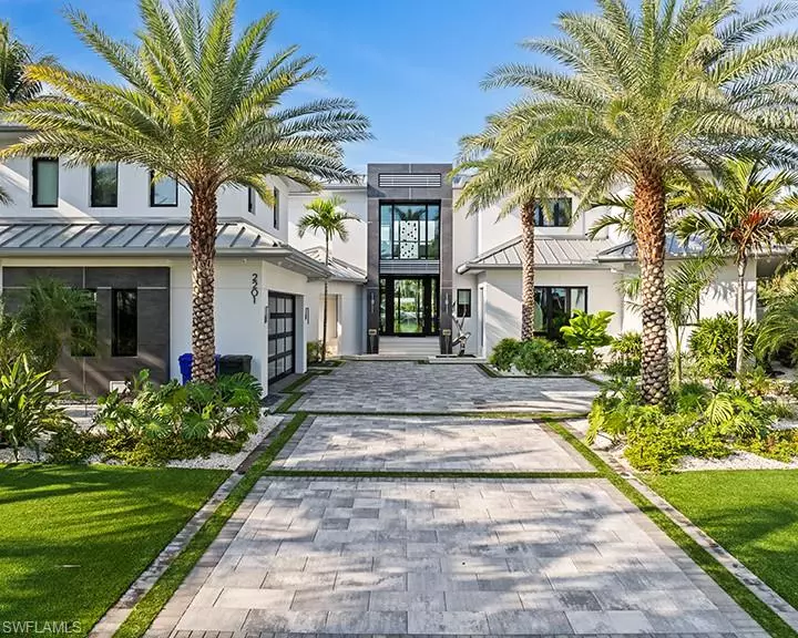 Naples, FL 34102,2201 Shad CT