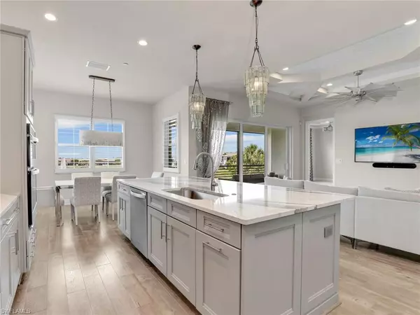 Naples, FL 34114,8860 Saint Lucia DR #201