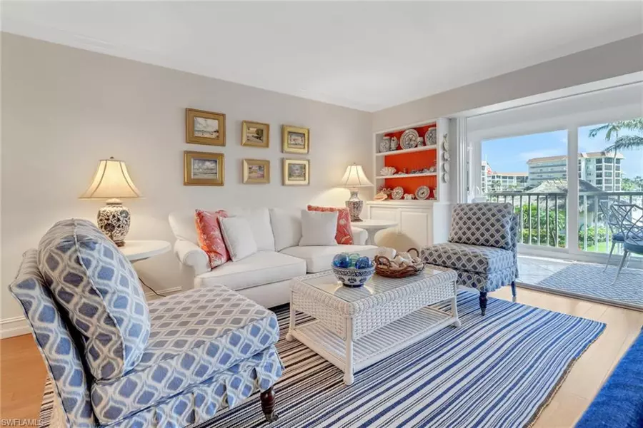 2850 Gulf Shore BLVD N #203, Naples, FL 34103