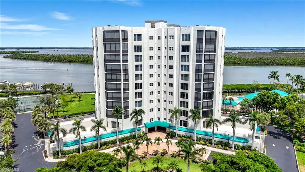 4183 Bay Beach LN #326, Fort Myers Beach, FL 33931
