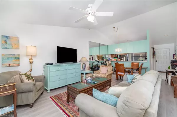 Naples, FL 34112,2005 Pine Isle LN