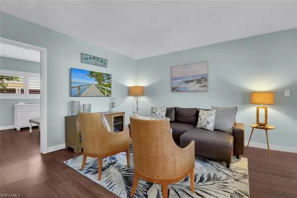 Naples, FL 34102,546 4th AVE S #7