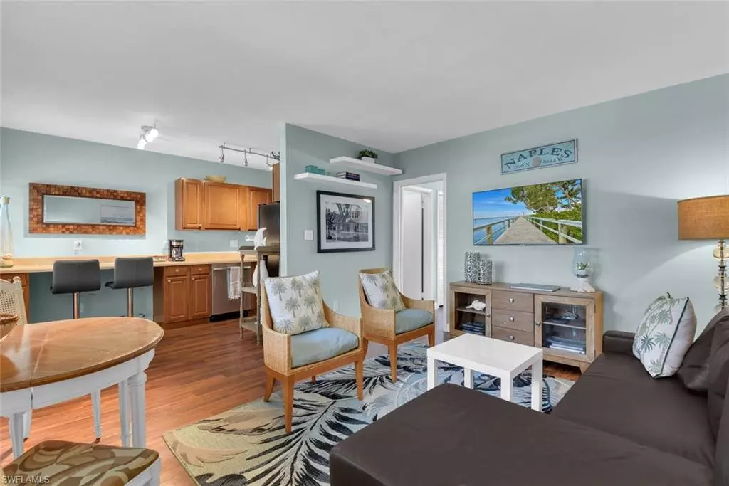 Naples, FL 34102,546 4th AVE S #7