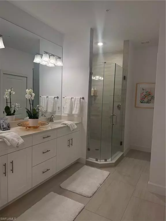 Naples, FL 34110,16885 Fairgrove Way #6-201