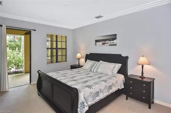 Naples, FL 34113,8949 MALIBU ST #303