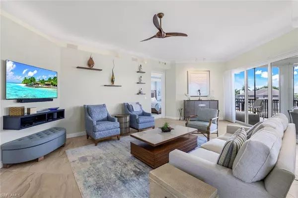 Marco Island, FL 34145,851 Collier CT #3