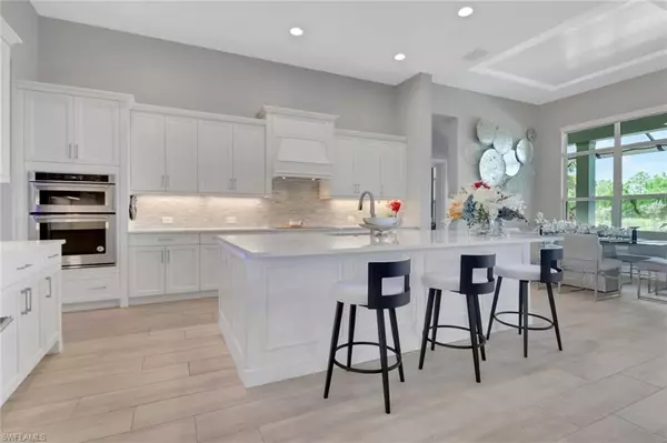 Naples, FL 34114,14238 Galley CT
