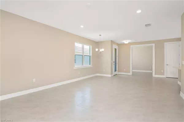 Naples, FL 34114,1033 Tranquil Brook DR