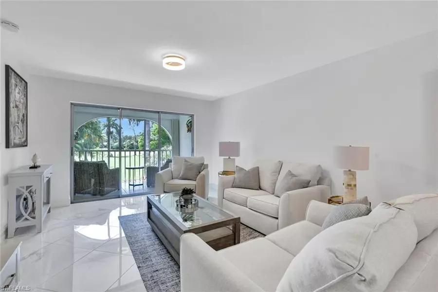 1055 Forest Lakes DR #F203, Naples, FL 34105
