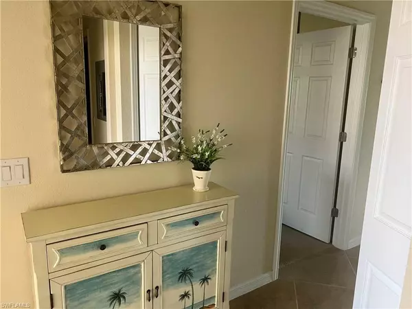 Naples, FL 34113,9518 Avellino WAY #2313