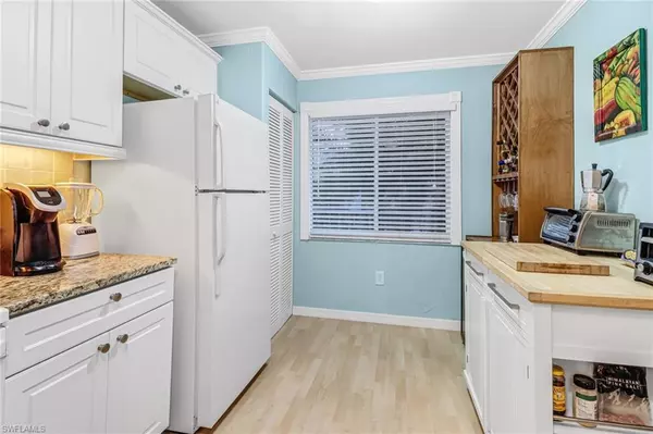 Naples, FL 34112,3041 Sandpiper Bay CIR #H201
