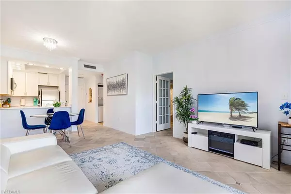 Naples, FL 34105,3320 Olympic DR #125