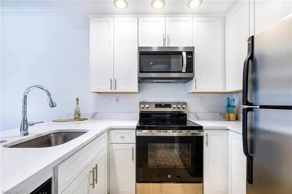 Naples, FL 34105,3320 Olympic DR #125