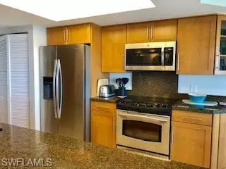Naples, FL 34108,5550 HERON POINT DR #1703