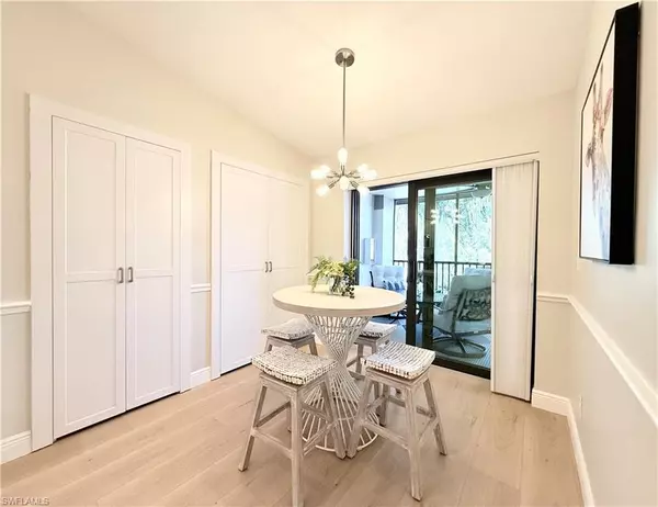 Naples, FL 34112,8360 Heritage Links CT #2123