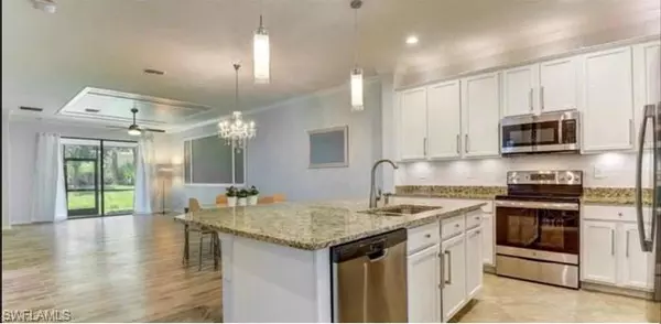 9192 Glenforest DR, Naples, FL 34120