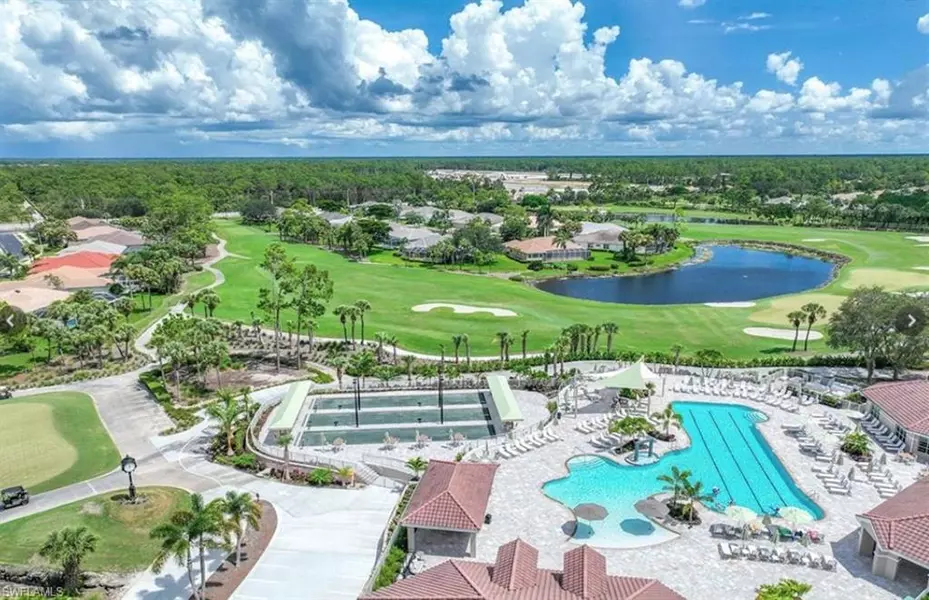 8217 Parkstone PL #308, Naples, FL 34120