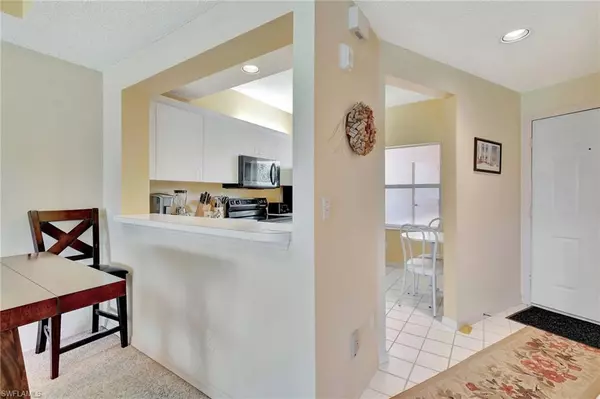 Naples, FL 34105,992 Woodshire LN #D303