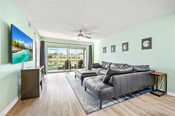 Naples, FL 34104,885 New Waterford DR #U101