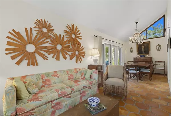 Naples, FL 34103,1251 Solana RD #G4