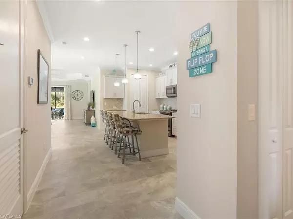 Naples, FL 34112,2235 Marquesa CIR
