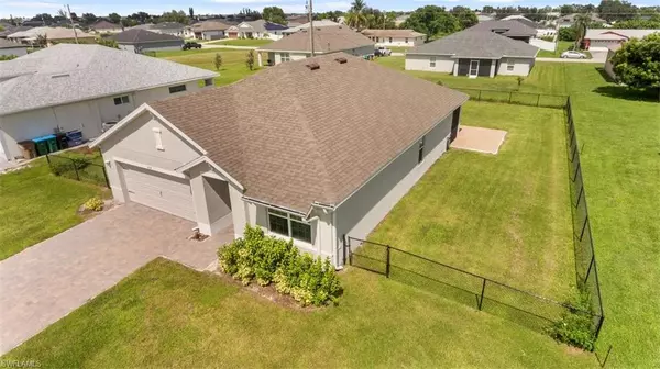 Cape Coral, FL 33909,439 NE Juanita CT