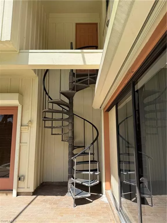 Naples, FL 34108,724 Bay Tree CT