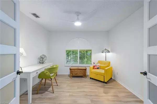Naples, FL 34104,935 New Waterford DR #204
