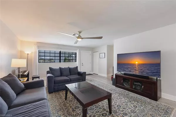 Naples, FL 34112,104 Picardy CT