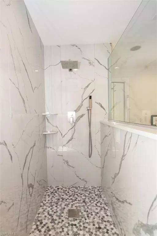Naples, FL 34112,2252 Royal LN