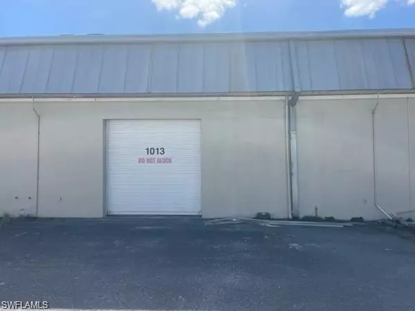 Naples, FL 34102,1013 5th AVE N #A2