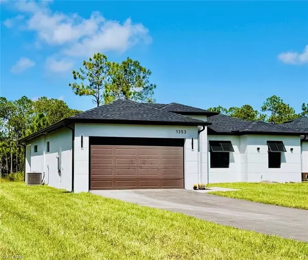Naples, FL 34120,1353 EVERGLADES BLVD N