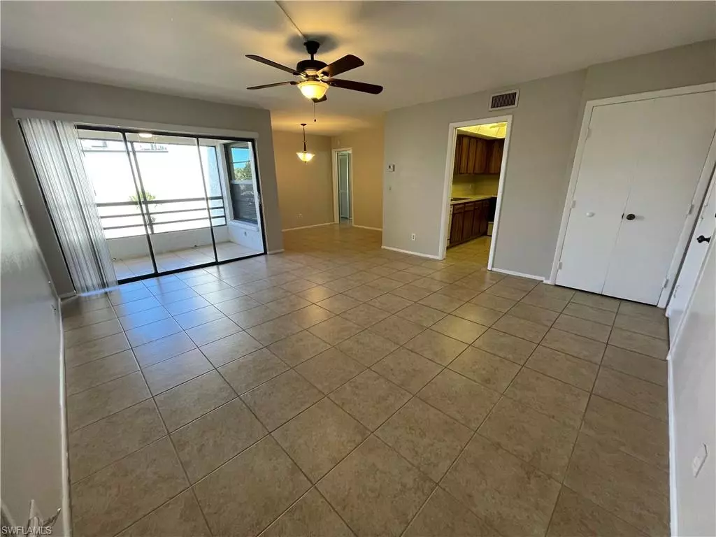 Naples, FL 34112,3615 Boca Ciega DR #307