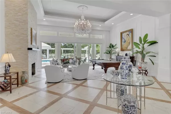 Naples, FL 34119,13101 Pond Apple DR E