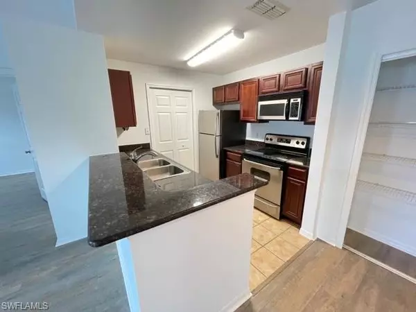 Naples, FL 34119,14890 Pleasant Bay LN #3203