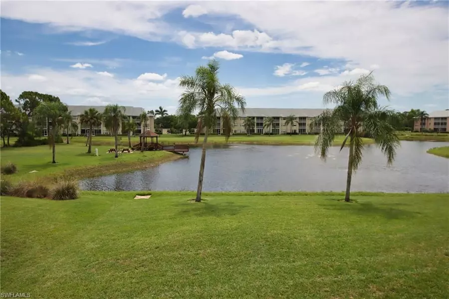 20121 Ian CT #201, Estero, FL 33928