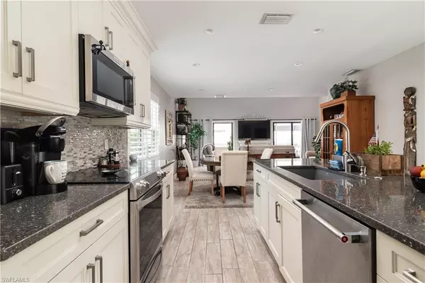 Naples, FL 34108,830 Meadowland DR #17-1, A