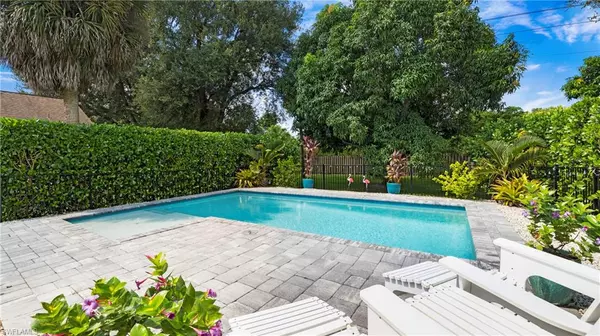 Naples, FL 34104,864 Belville BLVD