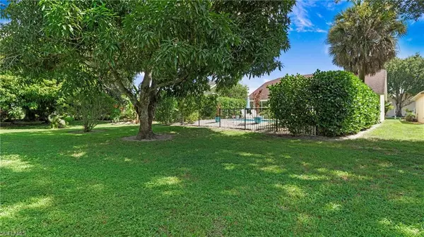 Naples, FL 34104,864 Belville BLVD