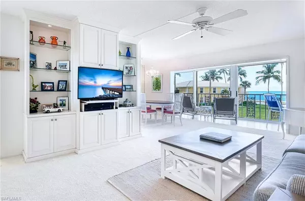 Naples, FL 34102,2151 Gulf Shore BLVD N #204