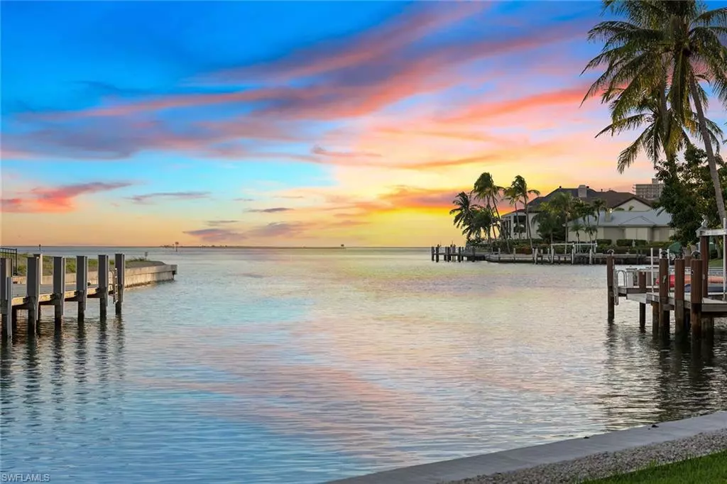 Marco Island, FL 34145,1535 Caxambas CT