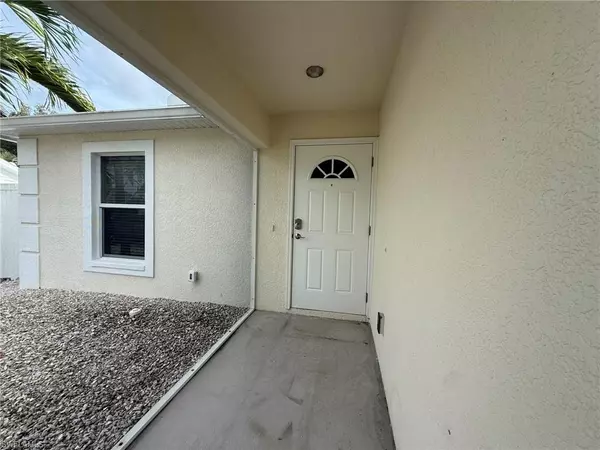 Fort Myers, FL 33967,8328 Matanzas RD