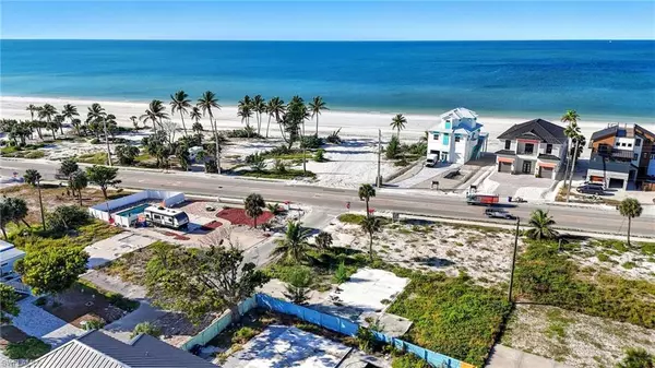 Fort Myers Beach, FL 33931,117 Hibiscus DR