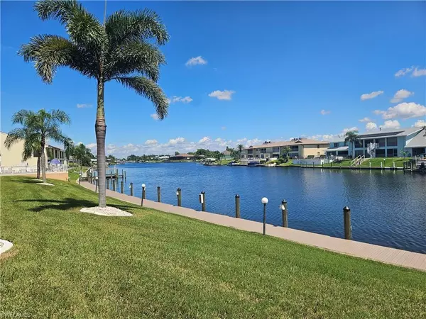 Cape Coral, FL 33904,3703 SE 10th AVE #7
