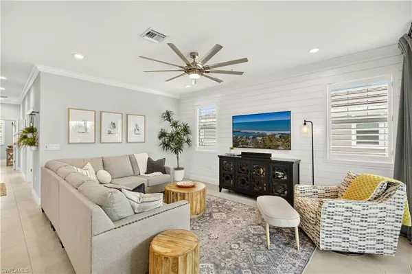 Naples, FL 34120,2319 Sawyers Hill RD #705