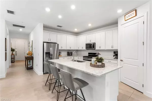 Naples, FL 34120,10518 Ventana CT